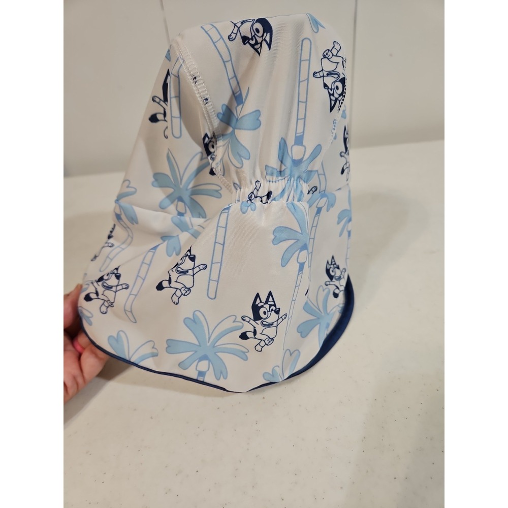 Bluey swim hat for toddler Sun Procter Lightweight Blue/white NWOT - Picture 3 of 7
